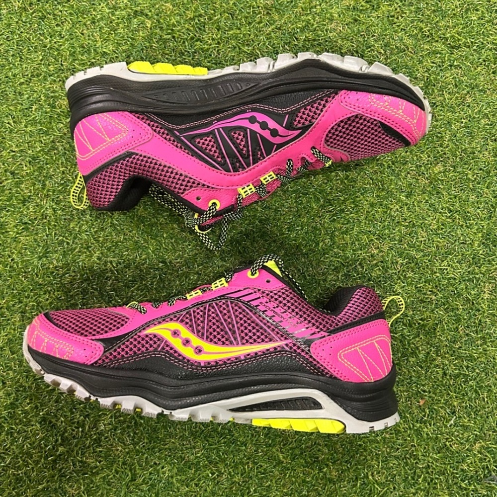 Saucony Excursion TR9 Women Trail Running Shoes Pink Black Neon S15249-10 Size 8